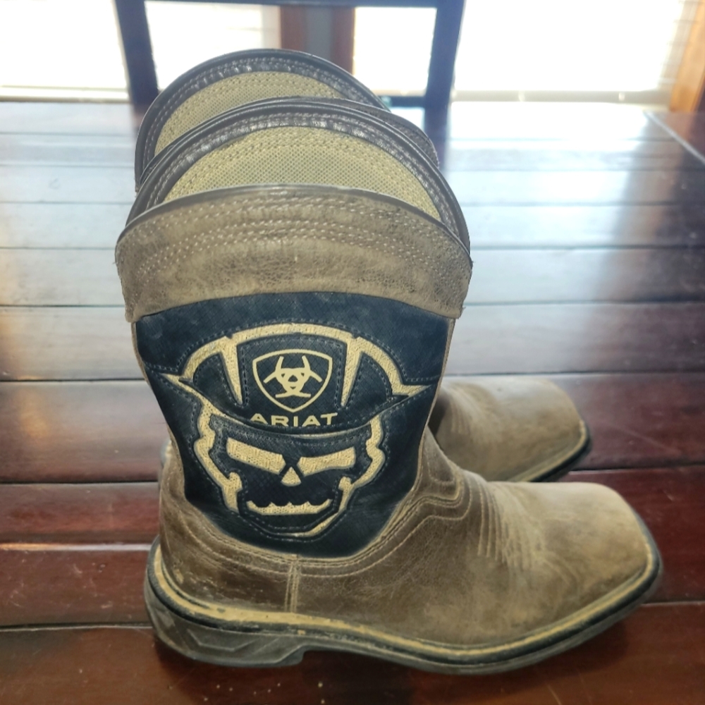 Ariat Ventek Workhog Boots